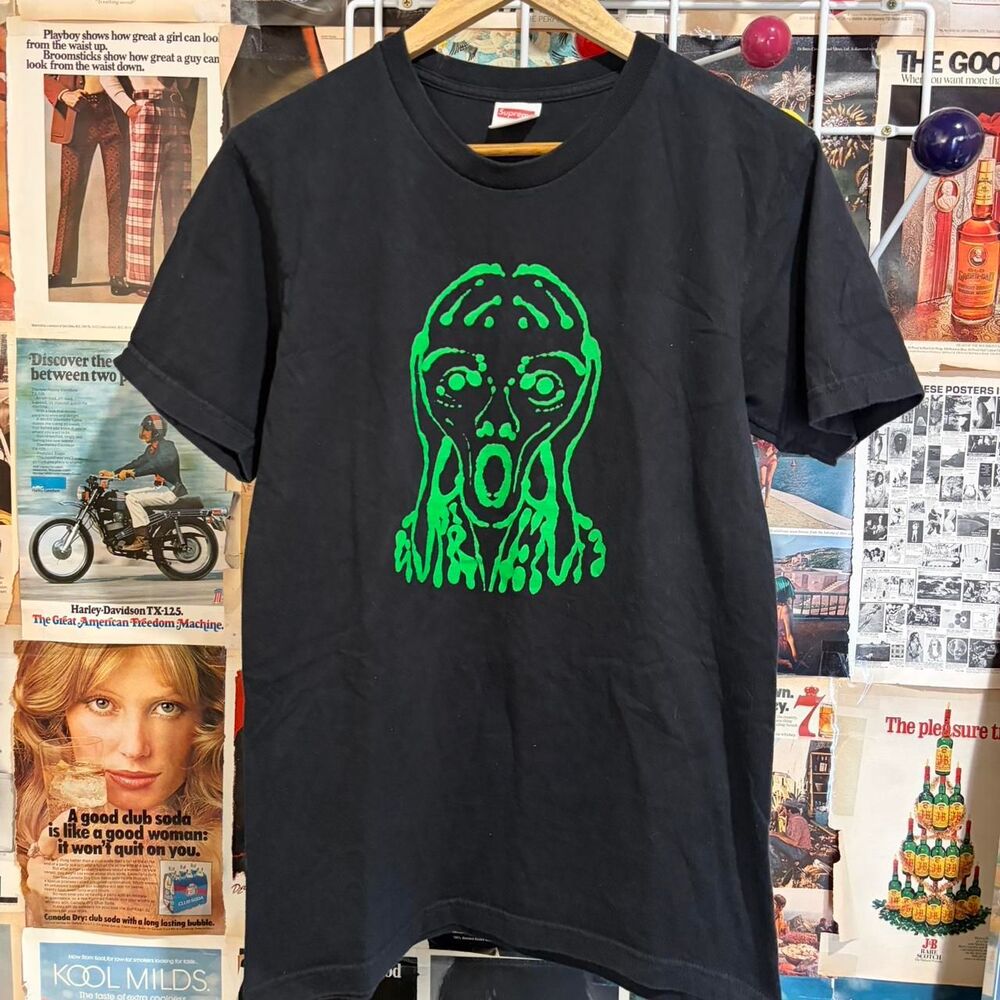 Supreme Men's Black T-shirt